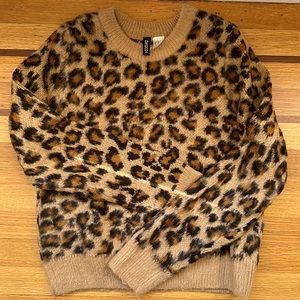 H&M Leopard Print Sweater XS